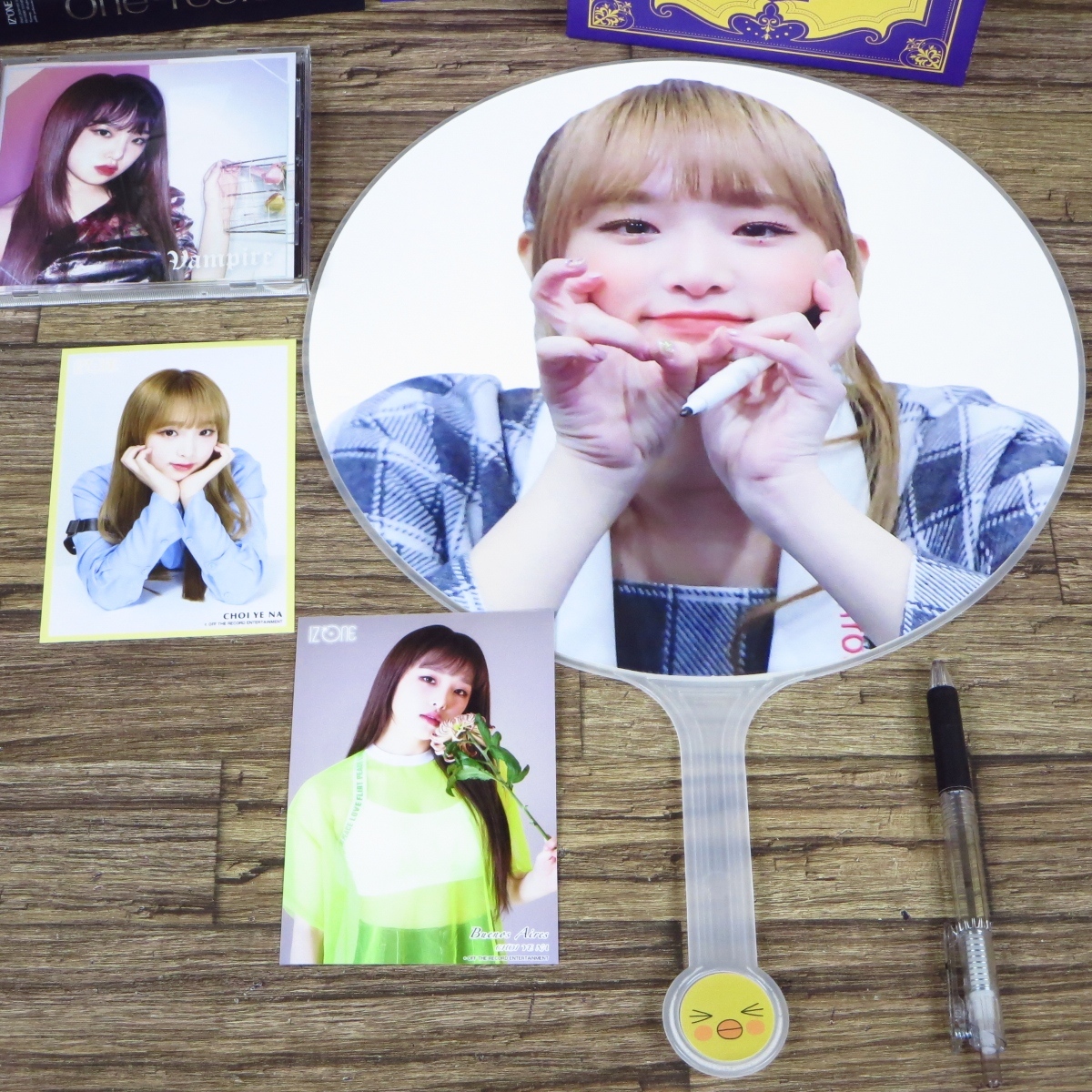 ☆IZ*ONE アイズワン チェ・イェナ CD ＆ グッズ セット うちわ 生写真 