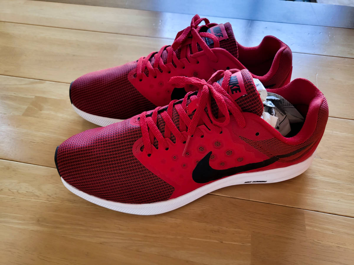 大人気，送料無料 27.5cm NIKE ナイキ スニーカー ランニング(27.5cm)｜売買されたオークション情報、yahooの商品情報をアーカイブ公開 - オークファン 27.5cm
