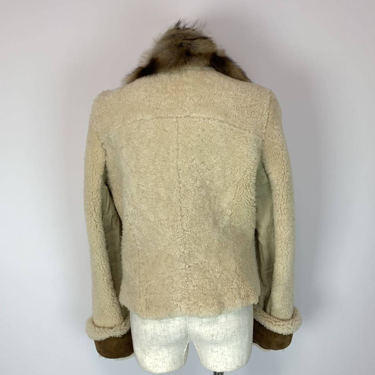 i60 miumiu ミュウミュウ リバーシブル レザージャケット ムートン  