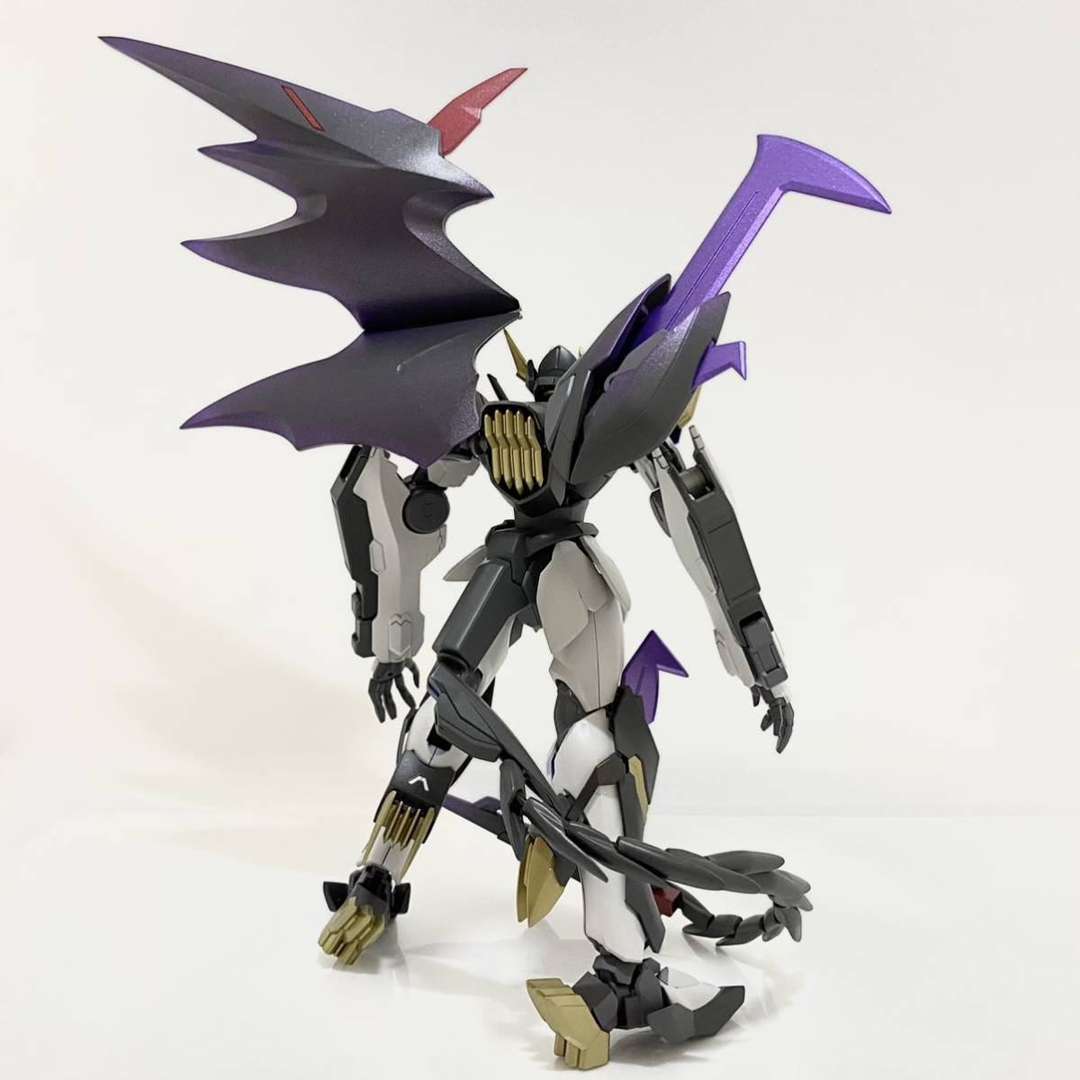 塗装済完成品]HGガンダムバルバトスオリジナルミキシング作/ガンプラ