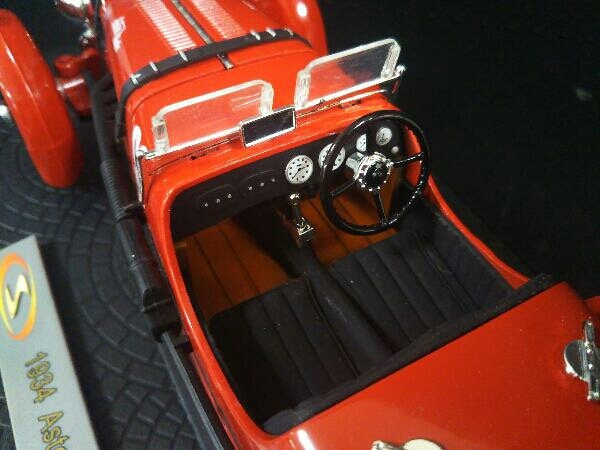 現状品 Signature Models 1934 Aston Martin Le Mans 1:18スケール Martin 0 Aston 1:18, Burgundy Collectibles