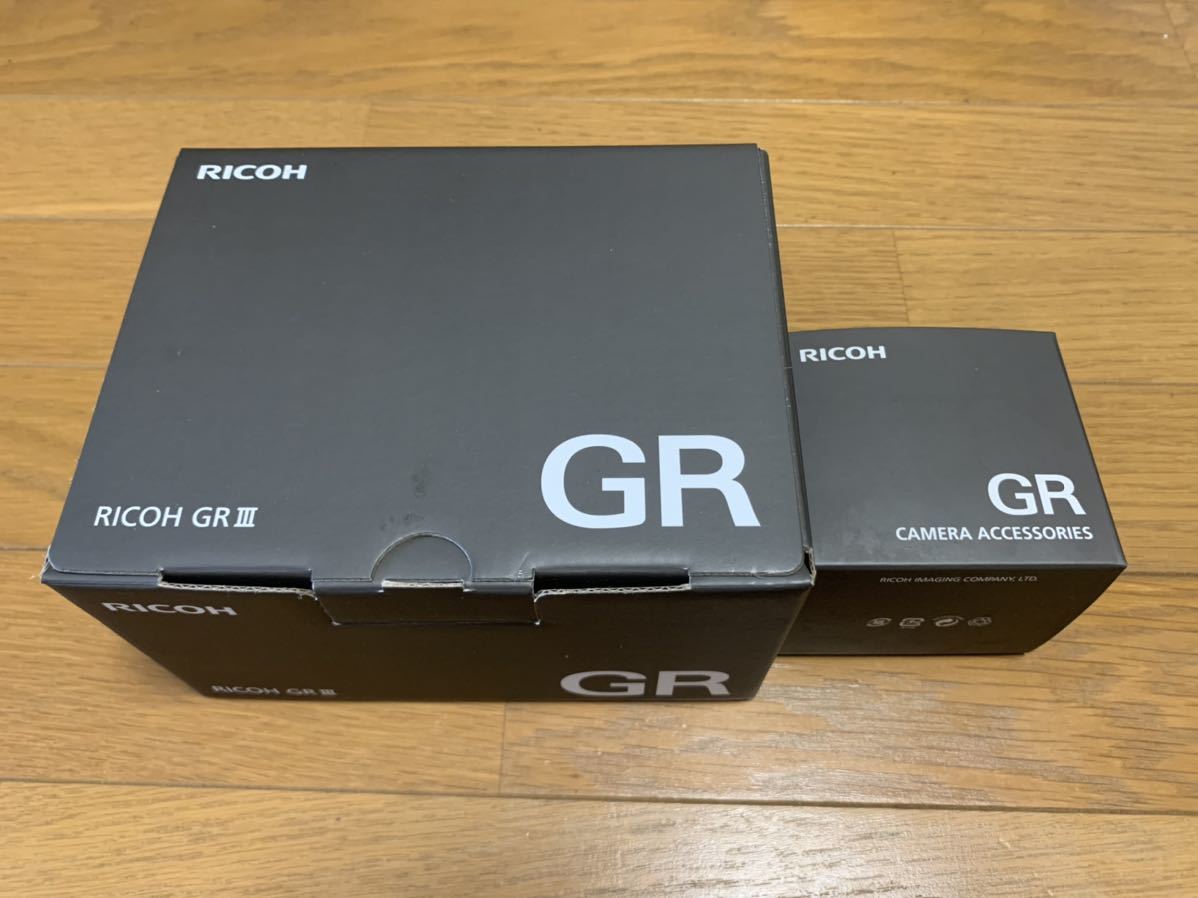 中古】【美品・箱付】リコー RICOH GR III(GR3) APS-C レンズ