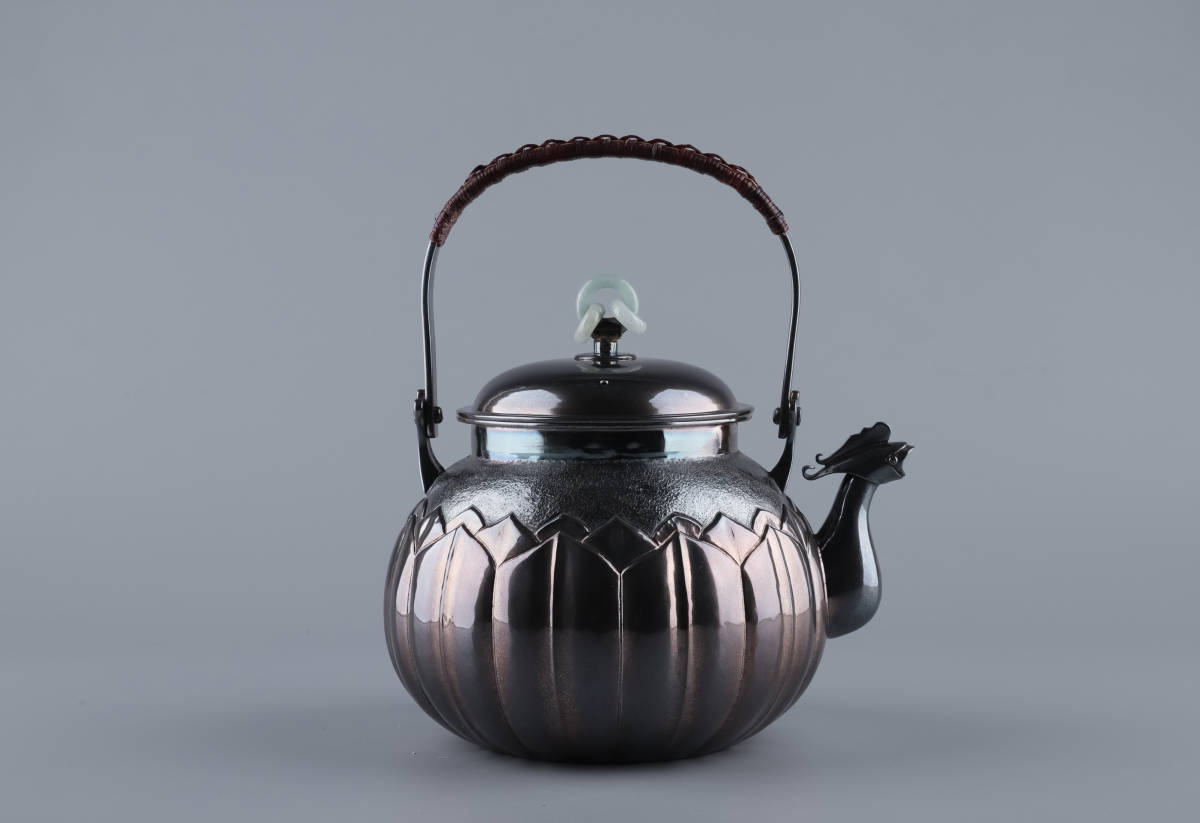最新作，セール 純銀保証 蔵六居造 蓮花彫刻 白砡 三連環摘 鳳凰口湯沸 