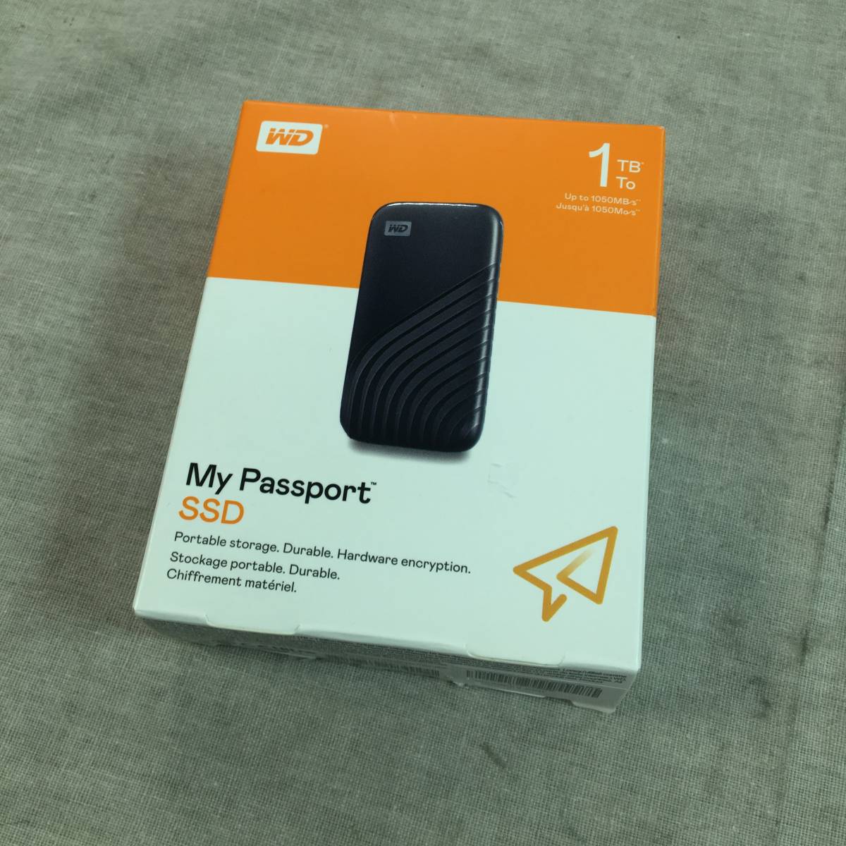 現状品 ウエスタンデジタル WD ポータブルSSD 1TB グレー USB3.2 Gen2 