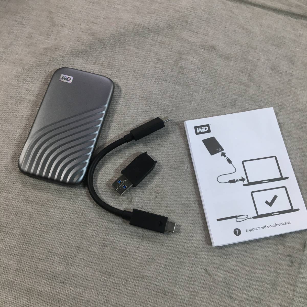 現状品 ウエスタンデジタル WD ポータブルSSD 1TB グレー USB3.2 Gen2 