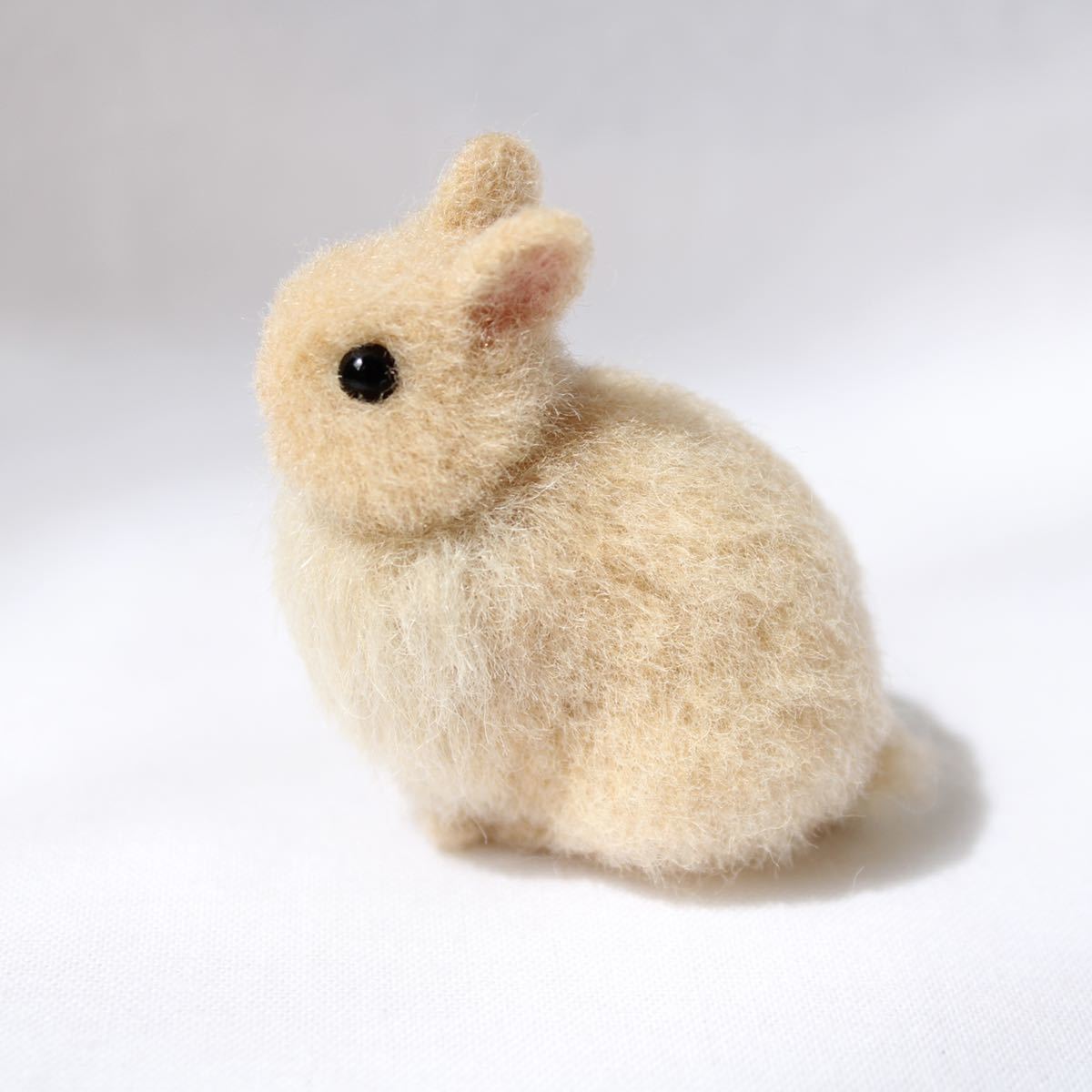 羊毛フェルト うさぎ 小さなネザーランドドワーフさん オレンジ