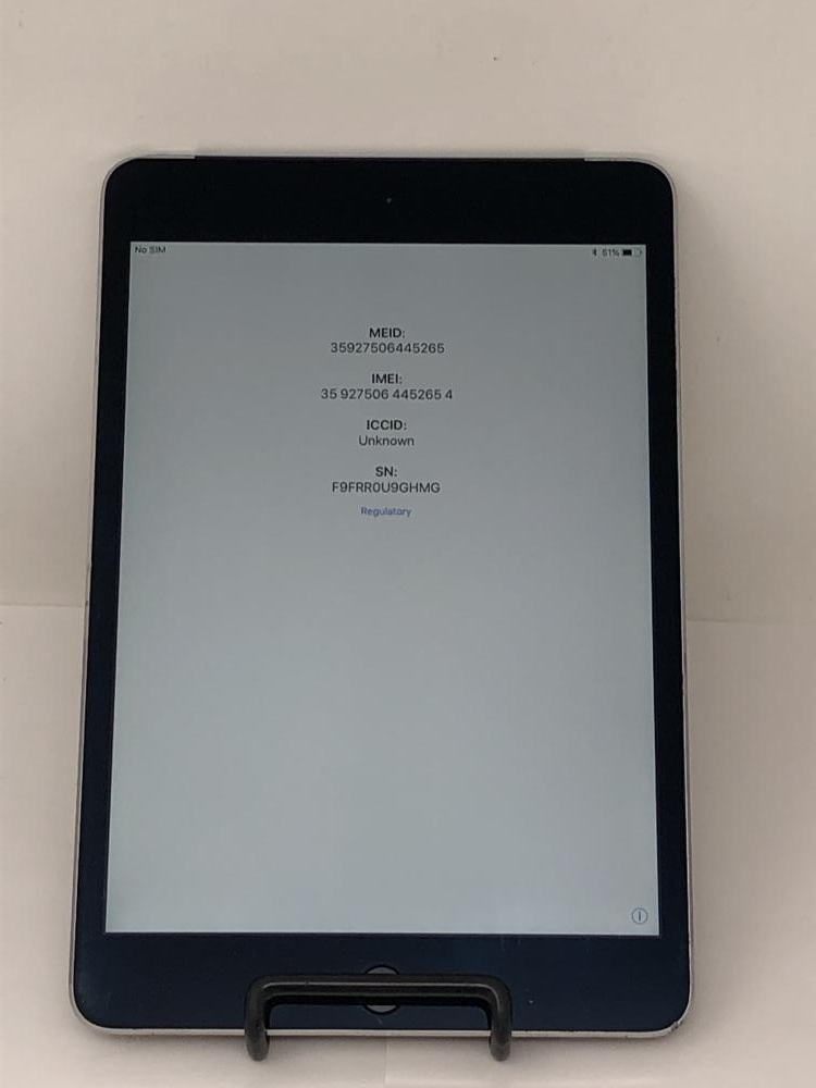 U139【ジャンク品】 iPad mini4 16GB docomo スペースグレイ /080