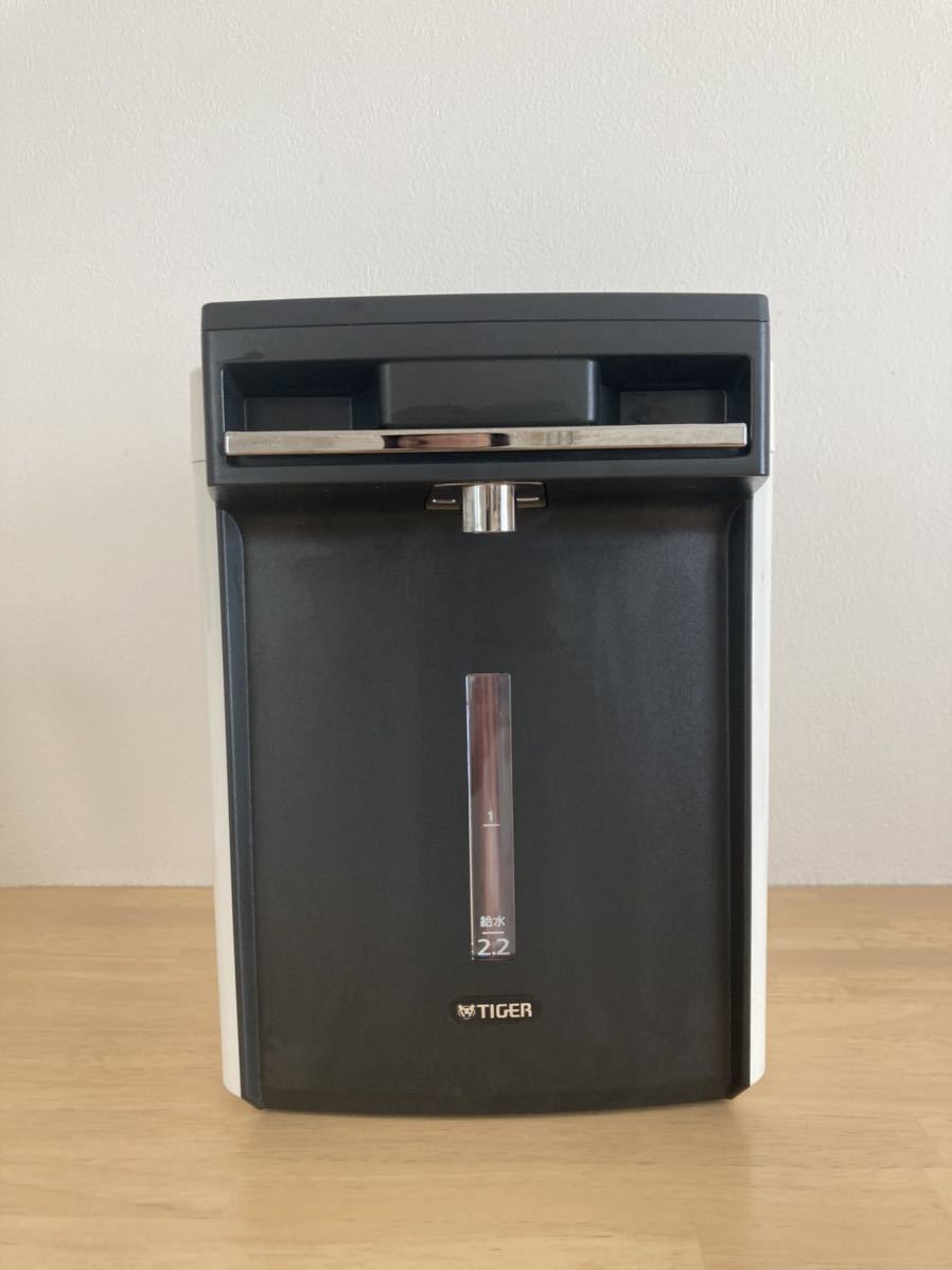 【1台限り・美品】　TIGER　電気ポット VE　蒸気レス　とく子さん　電気まほうびん