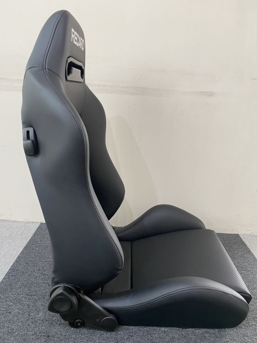 レカロ RECARO SR-3 黒フェイクレザー張り替え パンチング 両側 