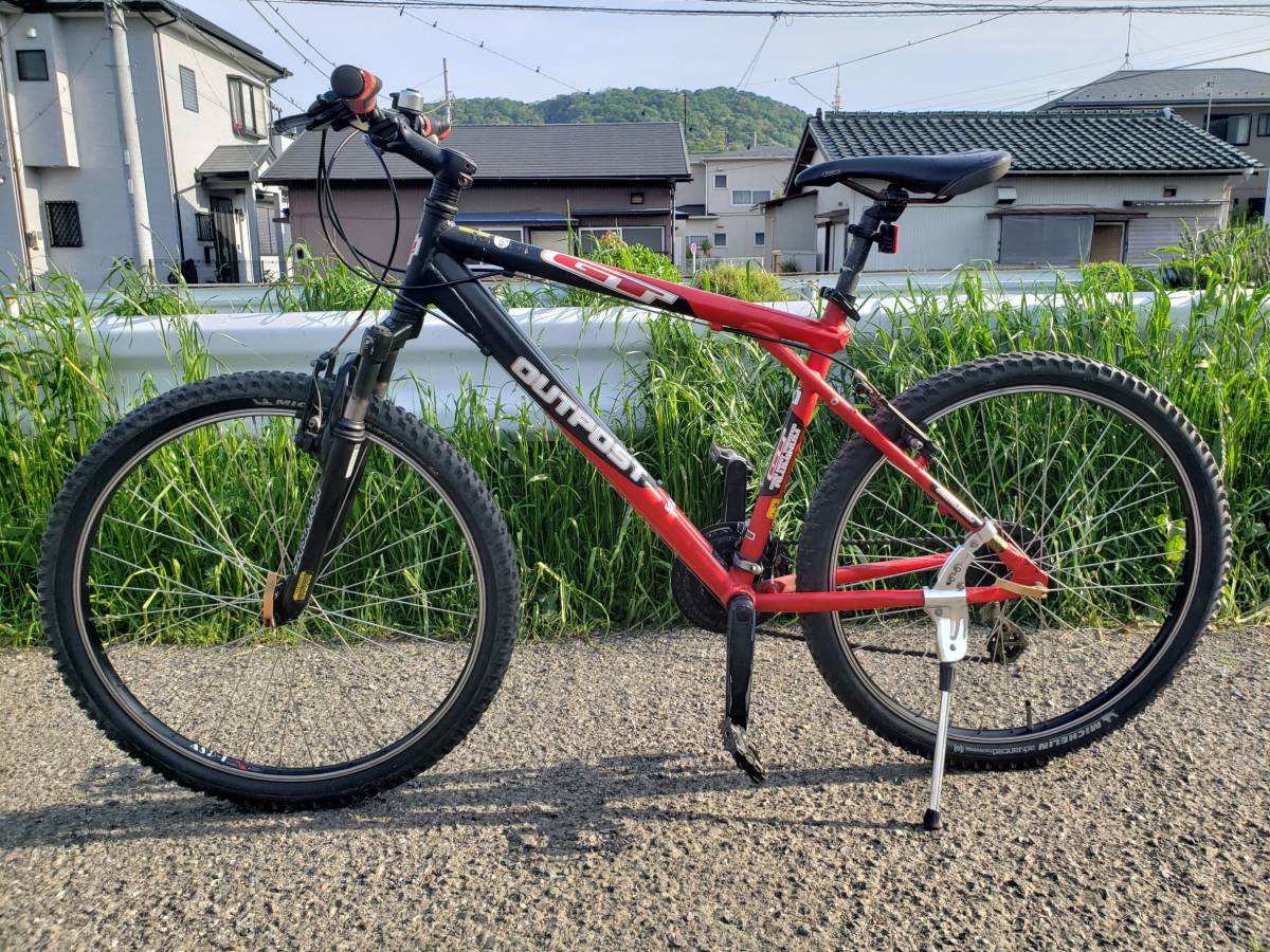GT】out post MTB マウンテンバイク 24速 26インチ RED/BLACK 中古 