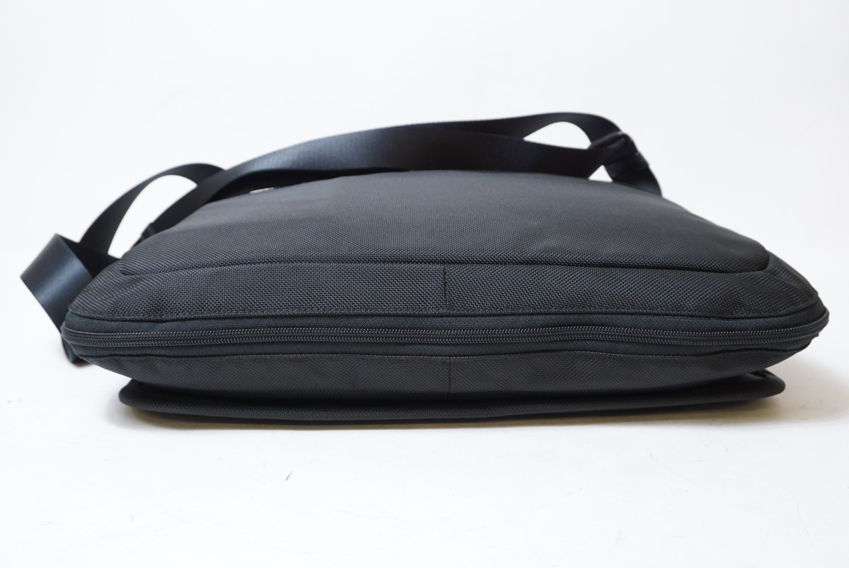 極美品 TUMI トゥミ アルファスリムメッセンジャー ショルダーバッグ
