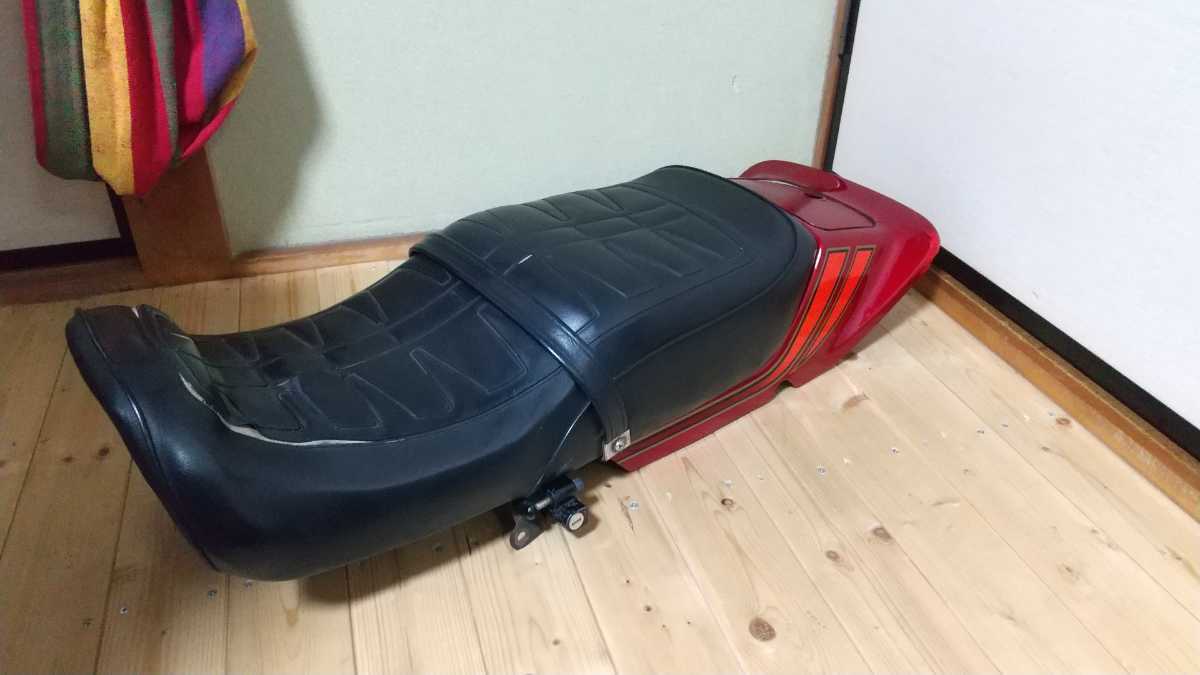 cb750f fb 純正シート