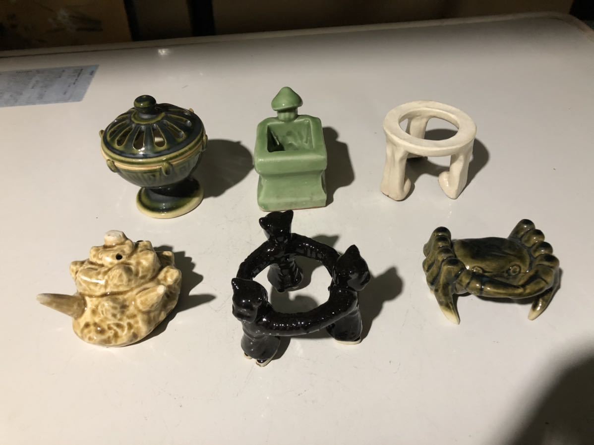 七種の蓋置の扱い方（蟹・火舎・三つ葉・三つ人形）⁄裏千家茶道 蓋置