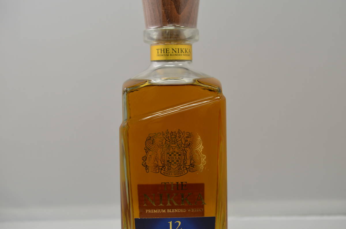 ☆未開栓 THE NIKKA ザ・ニッカ 40年 43度 700ml ウイスキー グラス