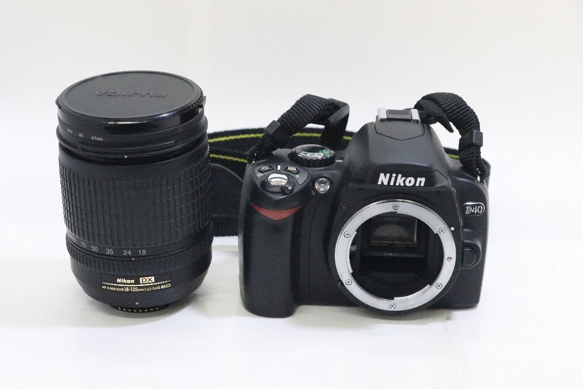 Nikon D40 Digital 18-55mm DX ED AF-S SLR Camera - Nikkor II 6.1mp