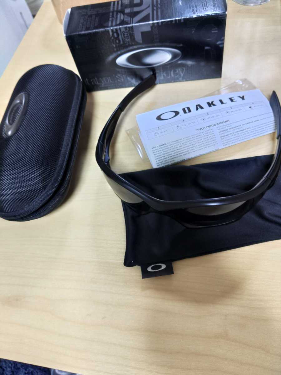 OAKLEY オークリー サングラス ピットブル PIT BULL 偏光レンズ マット 