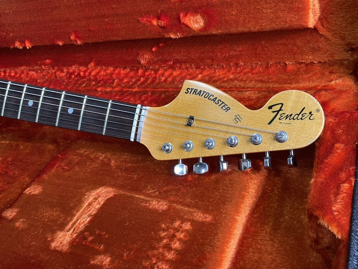 Fender Customshop 1969 Stratocaster リバースヘッド レアカラー