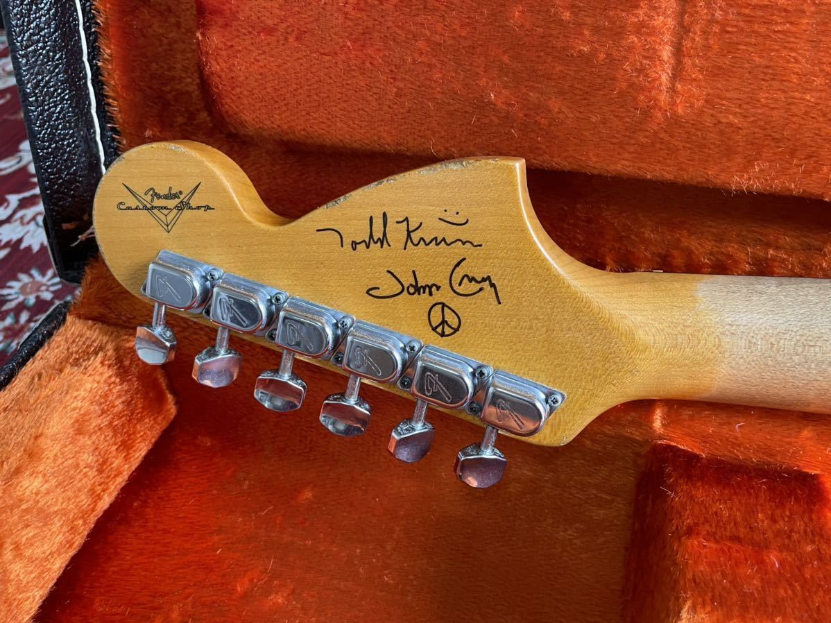 Fender Customshop 1969 Stratocaster リバースヘッド レアカラー