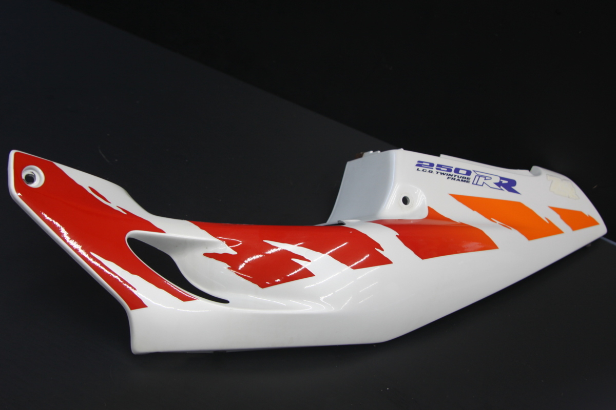 2026年最新Yahoo!オークション -cbr250rr mc22 シートカウルの中古品 
