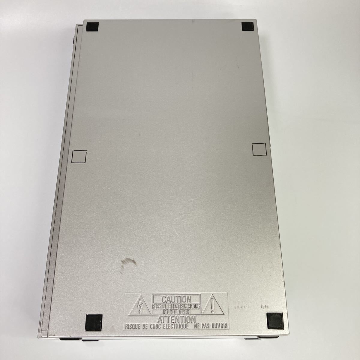 シルバー PS2 本体セット プレステ2 PlayStation2 SCPH 0 SCPH-39000 サテンシルバー ★動作確認済み★ silver 希少カラー SCPH-50000 おまけ付 動作確認済 SCE、年末年始商戦に向けて薄型PS2の新カラー「サテン・シルバー」を