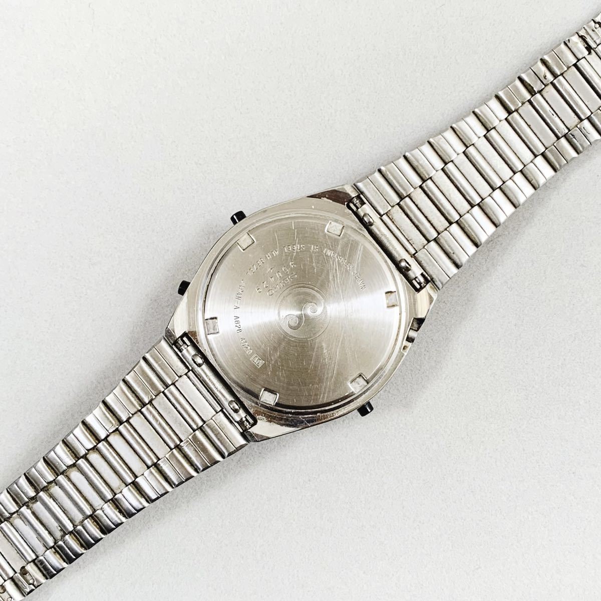 SEIKO ジウジアーロ スピードマスター デジタル シルバー A828-4020 