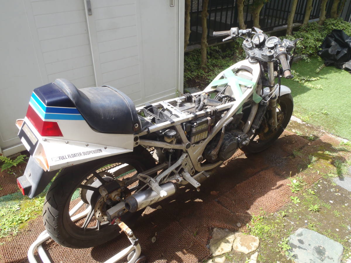 ♪ 部品取り？レストアのベース？直接引取り限定 ジャンクRG250Γ