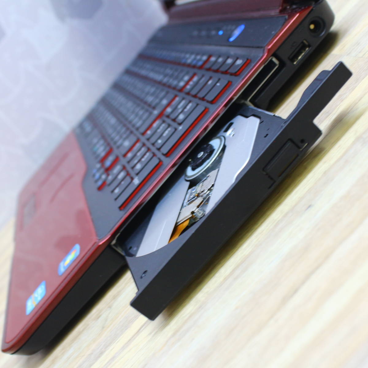 ☆最上級i7⁄4コア8スレ⁄500GB⁄8GB⁄BD⁄Webカメラ⁄無線⁄Bluetooth NVME 