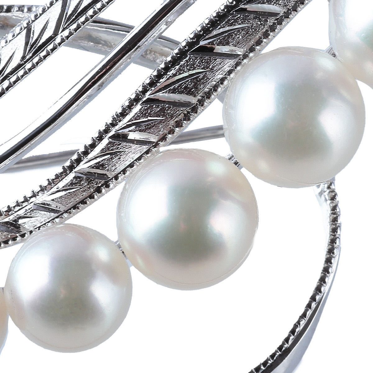 MIKIMOTO ミキモト リーフモチーフ ブローチ シルバー⁄パール5粒