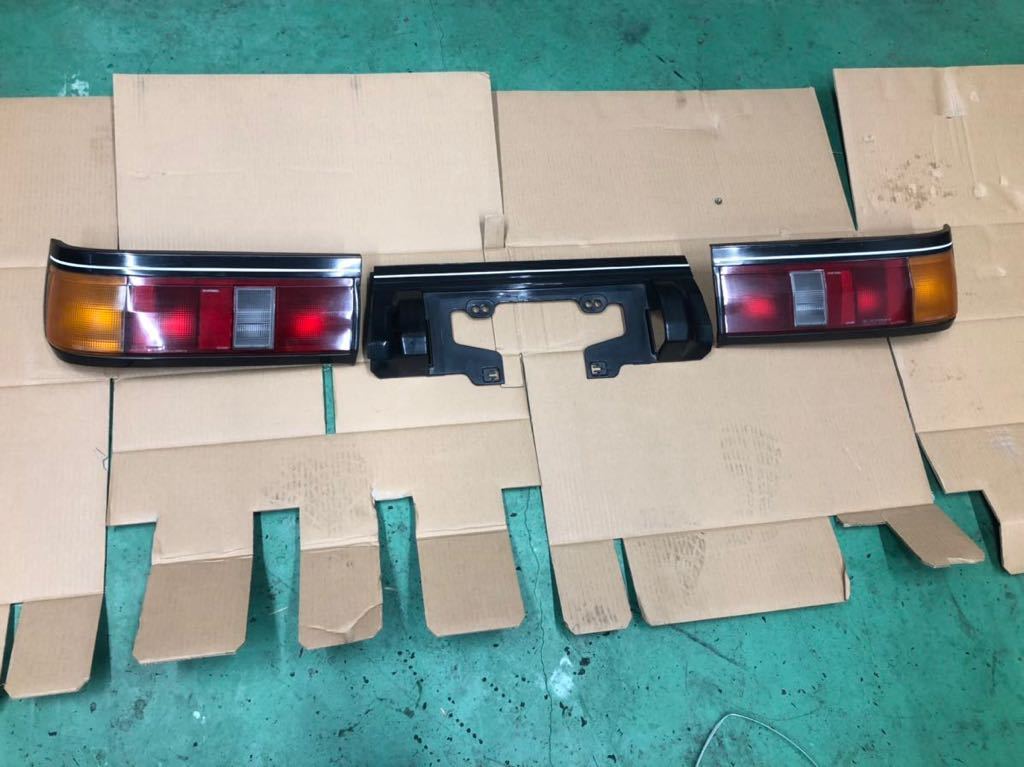 AE86 レビン 3ドア テールレンズ 後期 左右 テールランプ