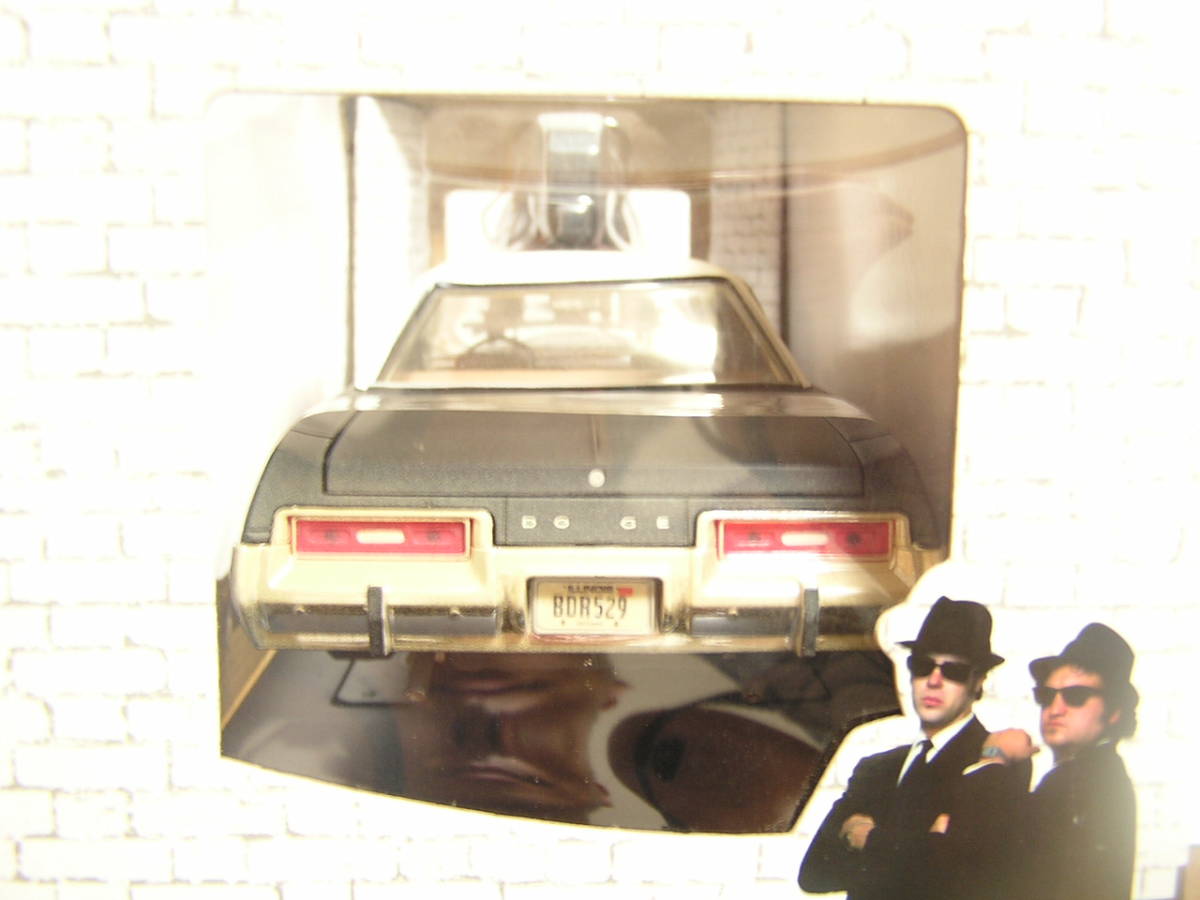 未開封JOY RIDE 1/18 ブルースモービル 1974ダッジモナコセダン