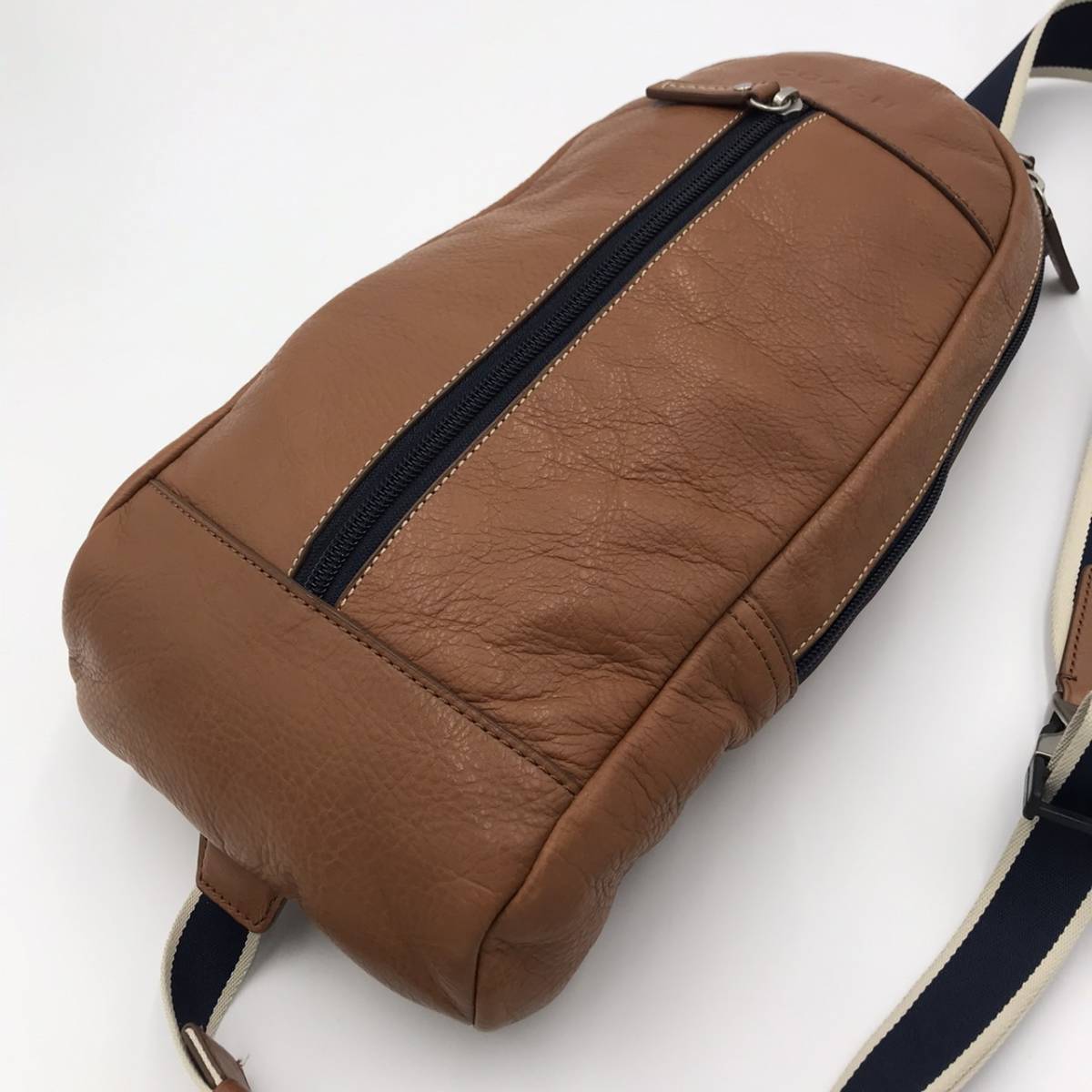 1円 極美品 COACH コーチ F70811 ボディバッグ スリングバッグ