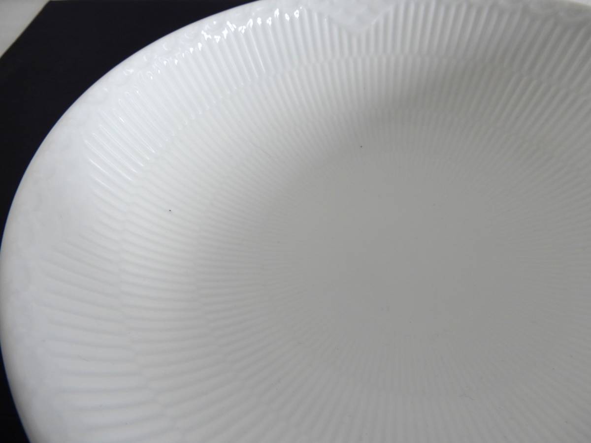 １円～　土曜日sale　■　ロイヤルコペンハーゲン ◆　ホワイトフルーテッド ハーフレース　大鉢　ボウル◆ ロイヤルコペンハーゲン Copenhagen 1円〜 ドリンクお取り寄せ・通販 コペンハーゲンアソートセット Freedom