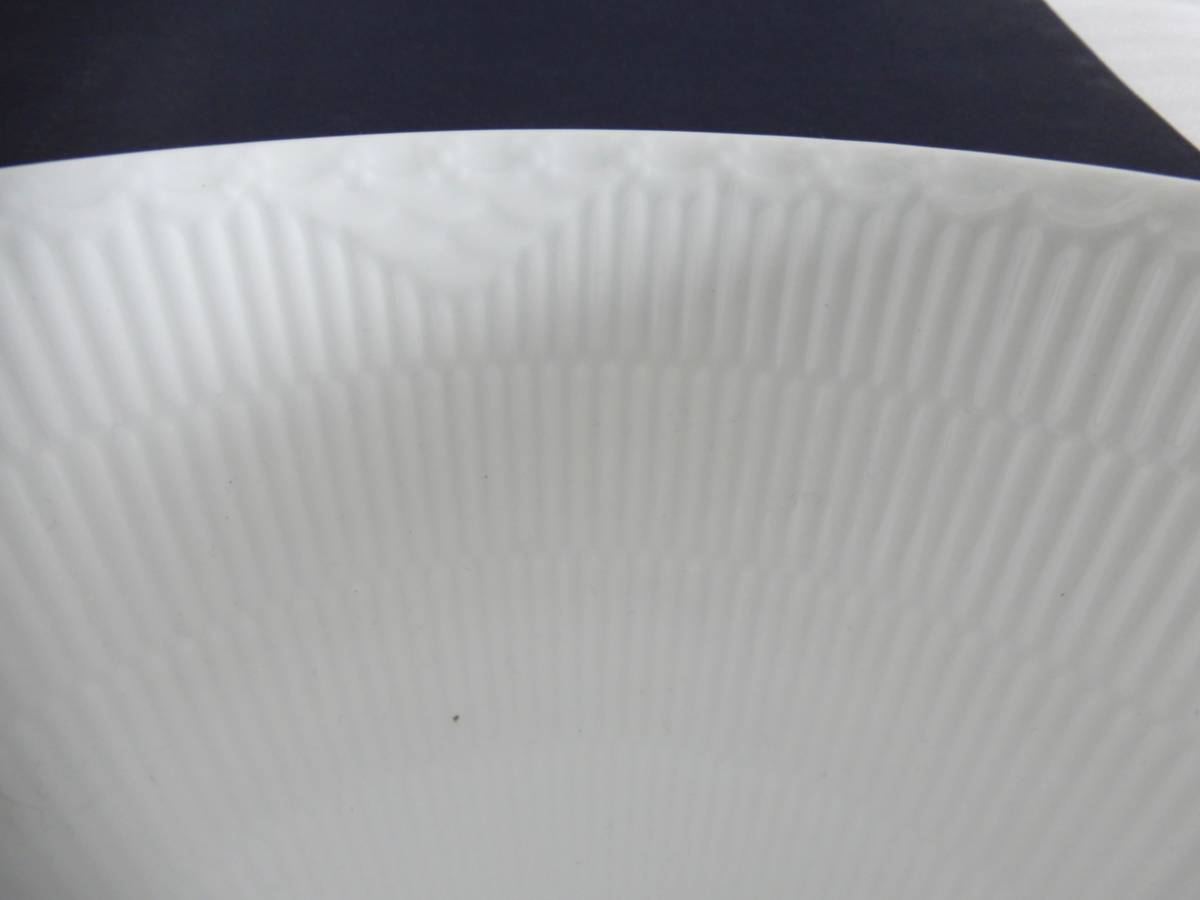 １円～　土曜日sale　■　ロイヤルコペンハーゲン ◆　ホワイトフルーテッド ハーフレース　大鉢　ボウル◆ ロイヤルコペンハーゲン Copenhagen 1円〜 ドリンクお取り寄せ・通販 コペンハーゲンアソートセット Freedom