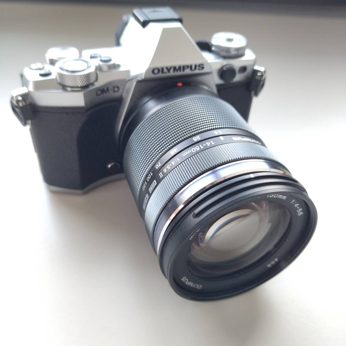 1円スタート】【極美品】899回 防塵 防水 OLYMPUS OM-D E-M5 Mark