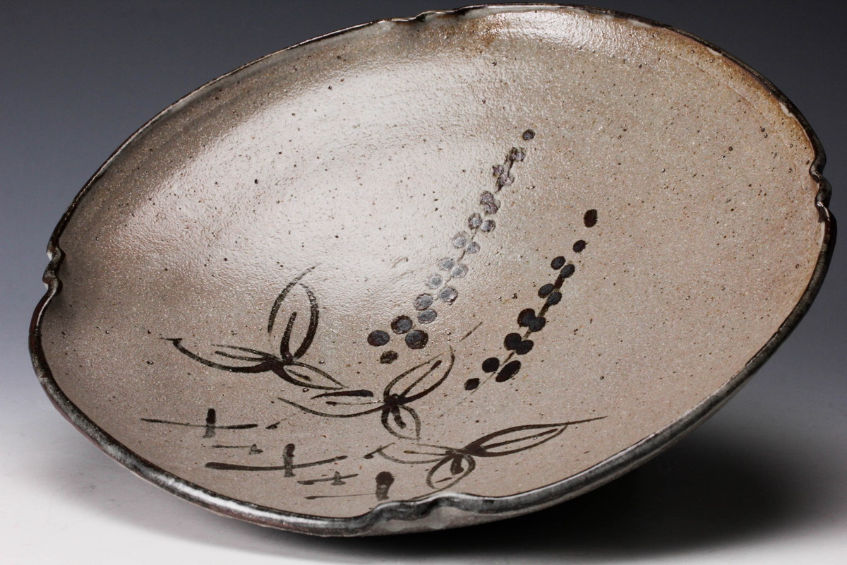 極美品!西岡小十の斑唐津徳利花入(共箱、共布、栞付き) 西岡小十 絵唐津鉢 共箱 共布 栞 本物保証 共箱 栞 西岡