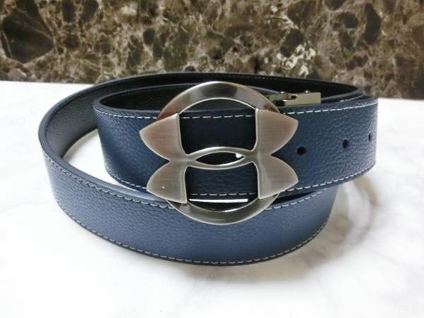 １点のみ Under Armour アンダーアーマー お洒落なブルー リバーシブル レザー ロゴバックル ゴルフベルト ベルト 売買されたオークション情報 Yahooの商品情報をアーカイブ公開 オークファン Aucfan Com