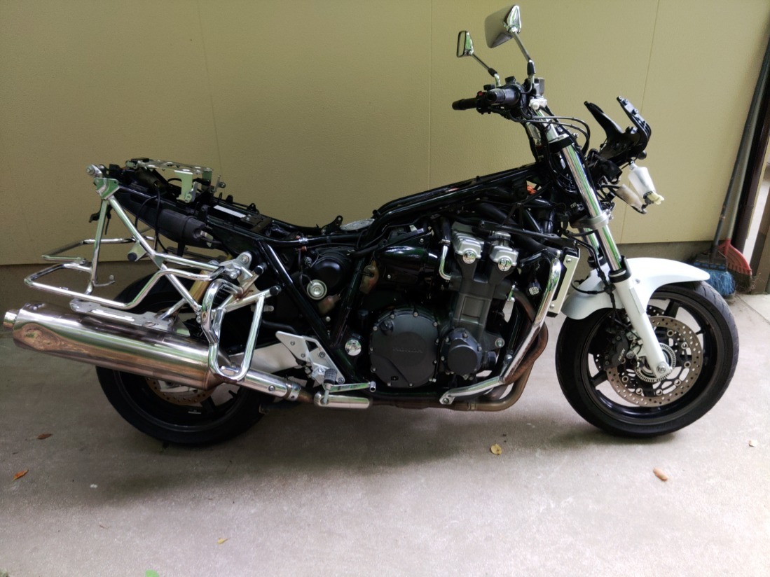 ホンダ CB1300P cb1300 白バイ 安い商品を通販サイトから | SC62