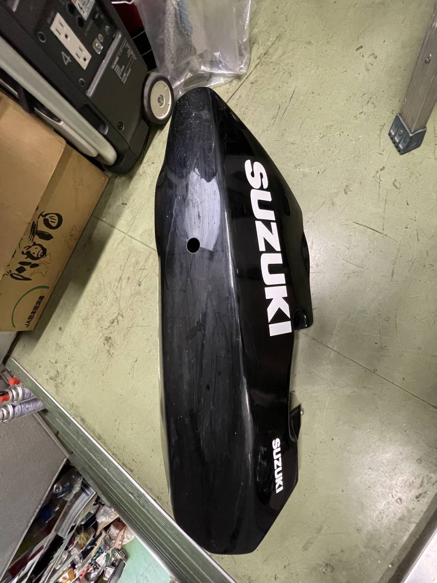GSR750 マジカルレーシング製 アンダーカウル 中古品 スズキ (スズキ用 