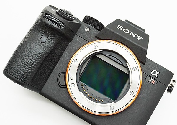 ◇美品【SONY ソニー】α7R III ボディ / シャッター回数：20回 ILCE