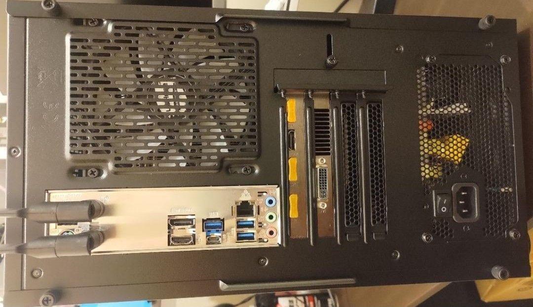 ゲーミングPC core i5-11400F メモリー32GB SSD M.2-128GB GTX980 