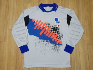 ゴールキーパーユニフォームの値段と価格推移は 100件の売買情報を集計したゴールキーパーユニフォームの価格や価値の推移データを公開