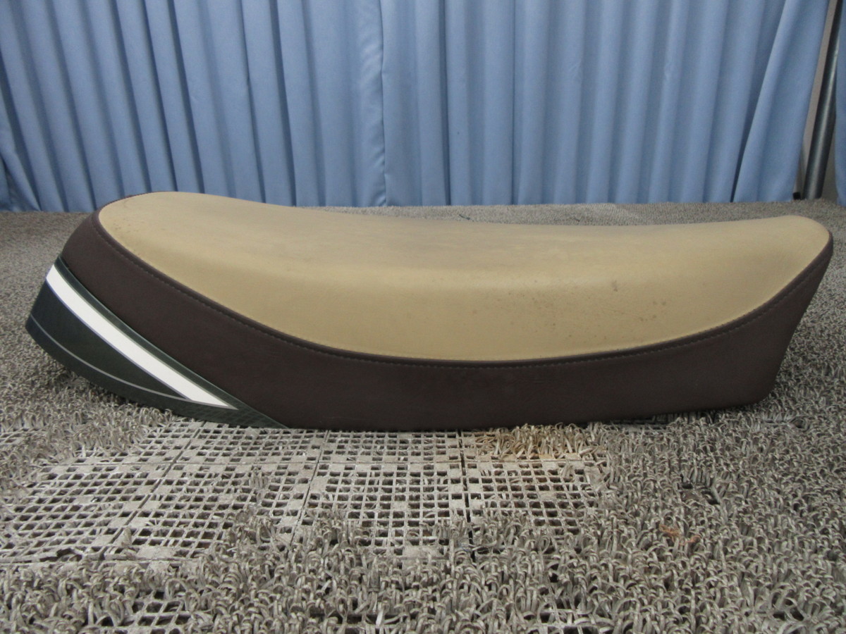 SR400 RH03J 35周年記念モデル 純正 シート 2600003129630B5S(純正品 