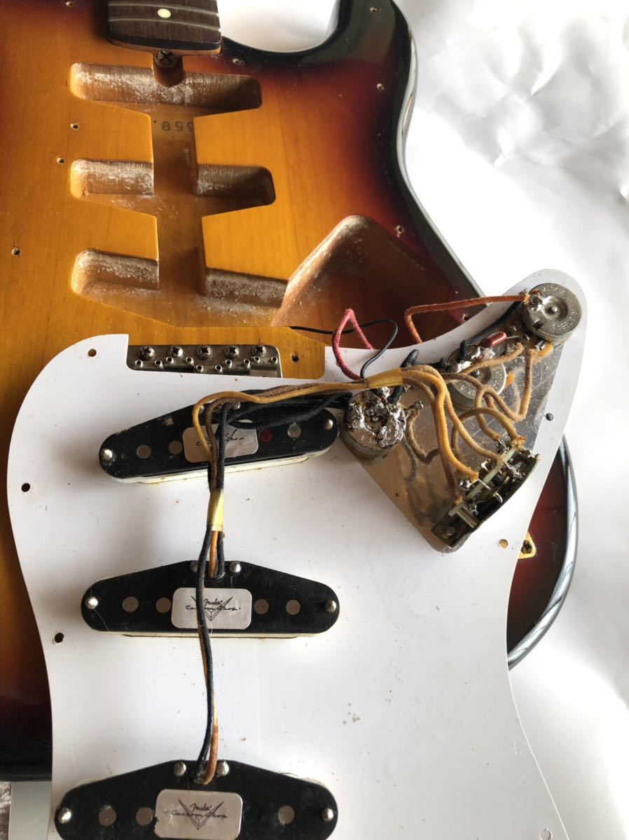 コンポーネントギター ストラトキャスター フェンダーカスタムショップ  