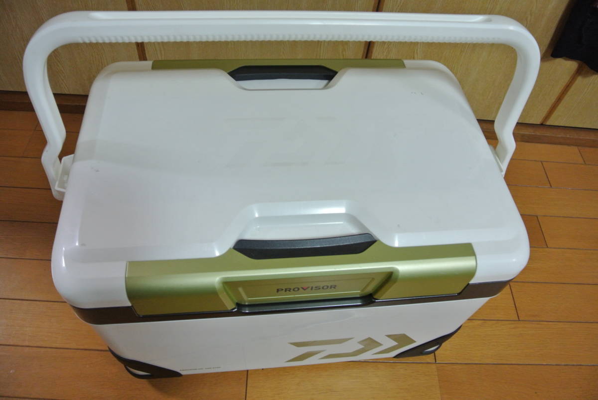 ♪♪美品 ダイワ プロバイザー IZM ZSS-2700 クーラー 6面真空 日本製
