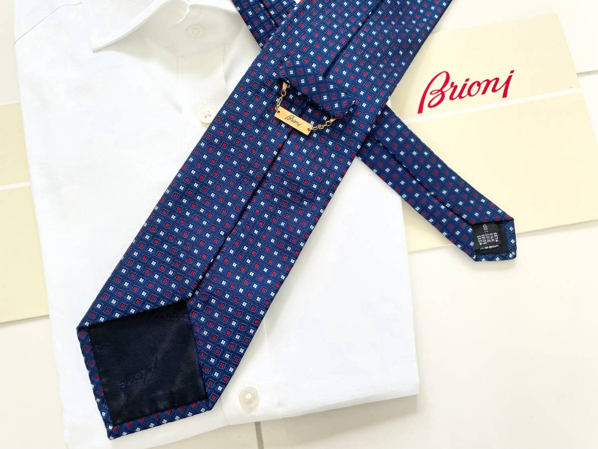 □ 新品 Brioni ブリオーニ 定価 3万3，000円 永久定番 ネイビー