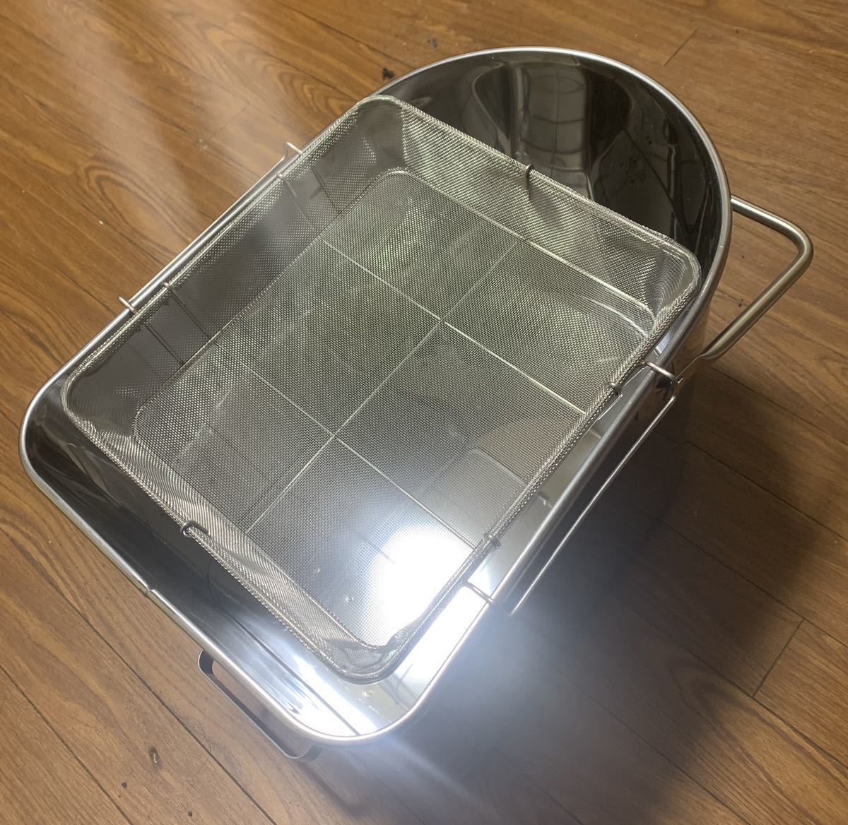 新品未使用　業務用フライヤー油受け 未使用）業務用フライヤー用。廃油缶・油受け(フライヤー)｜売買された