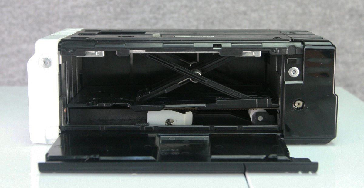 グローリー RCM-500｜入出金・計数機器｜製品カテゴリーから探す 紙幣