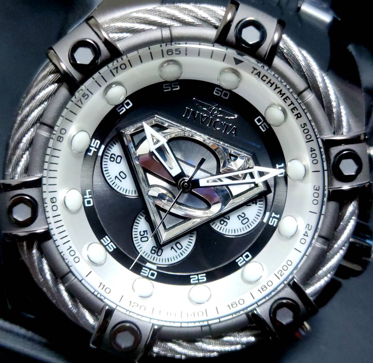 【新品】$995 INVICTA インビクタ 高級腕時計 SUPER MAN スーパーマン ブラック×シルバー クロノグラフ 希少 デットストック 限定 ラス１