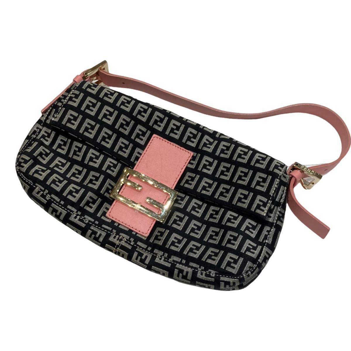 FENDI マンマバケット ショルダーバッグ ブラック×ピンク系 FENDI 