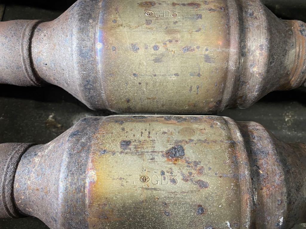 EA6 触媒 GD3 NHW20 プリウス20 ZGE20系(社外品)｜売買された 棚落ち